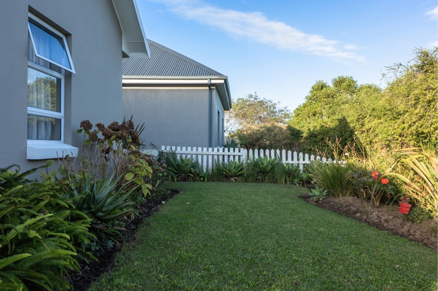 4 Bedroom Property for Sale in Kraaibosch Country Estate Western Cape